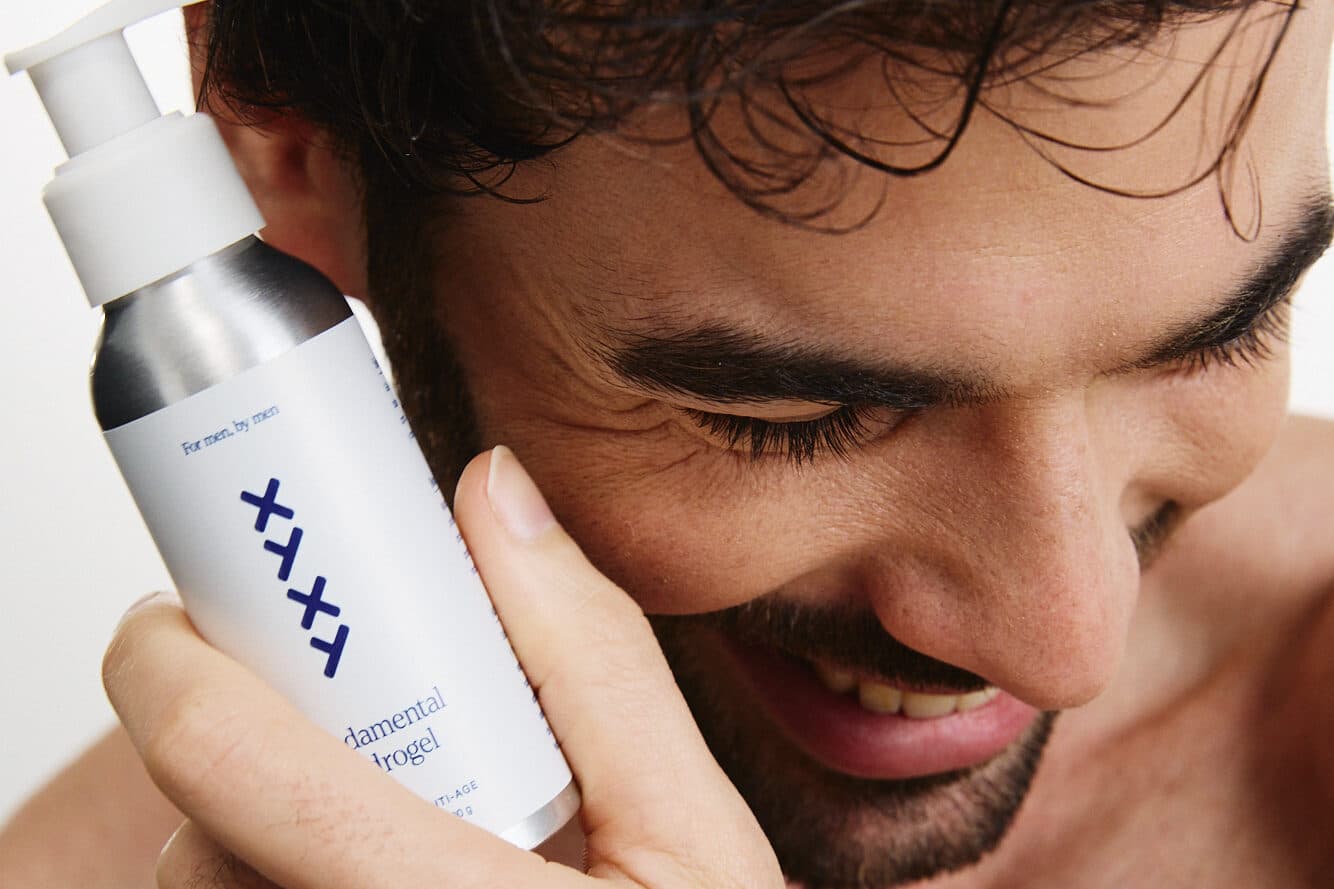 Retinol para hombres: para qué sirve en la cara y cómo empezar sin irritarte